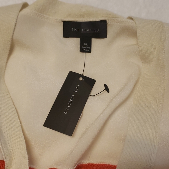 Cute sweater - Picture 2 of 3